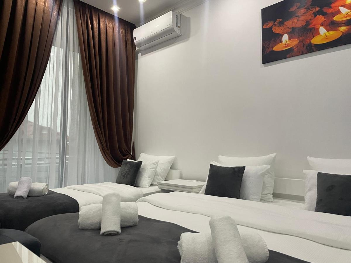 Hotel Palace Velika Kladusa Esterno foto