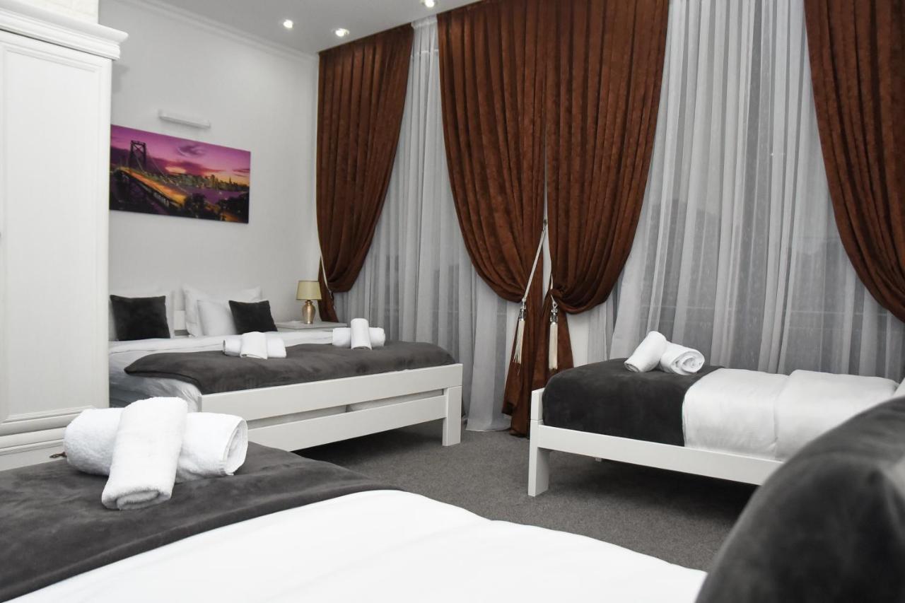 Hotel Palace Velika Kladusa Esterno foto