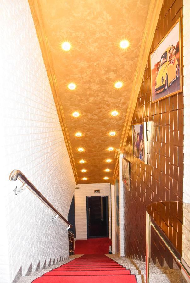 Hotel Palace Velika Kladusa Esterno foto